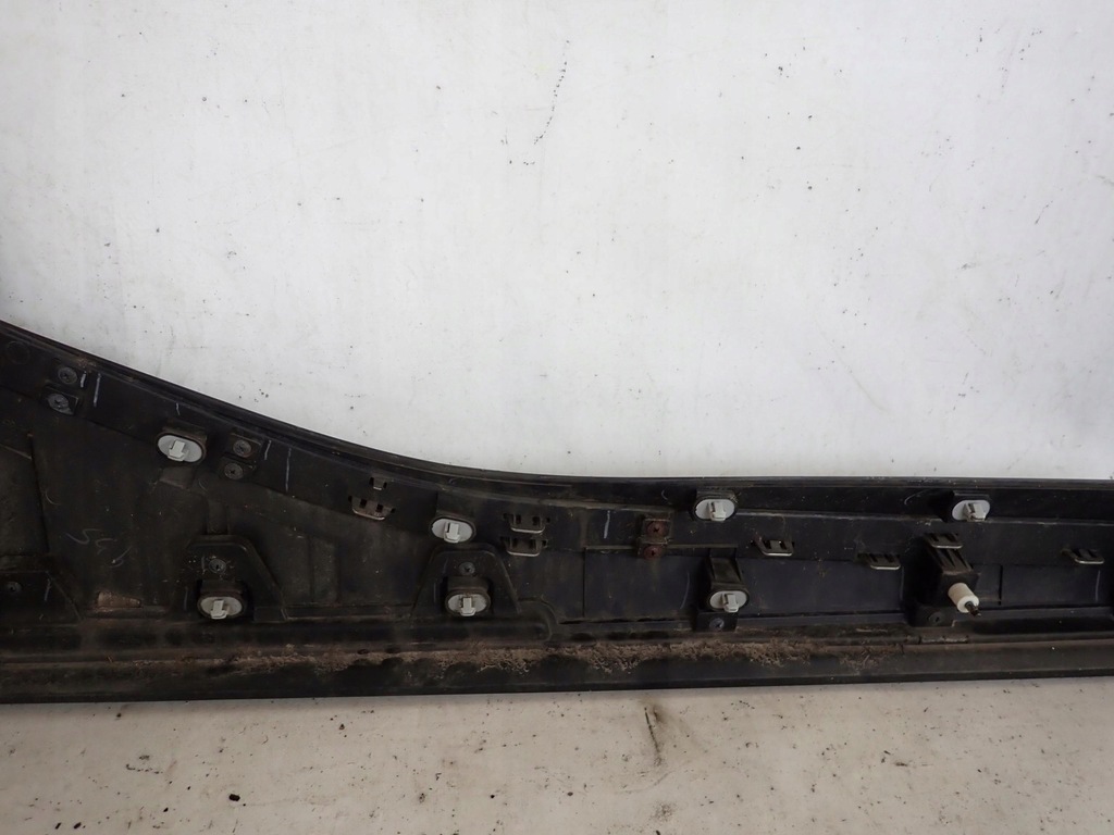 фото №9, Kia ev6 21- молдинг накладка двері лівий задня ліва задня 87733-cv100