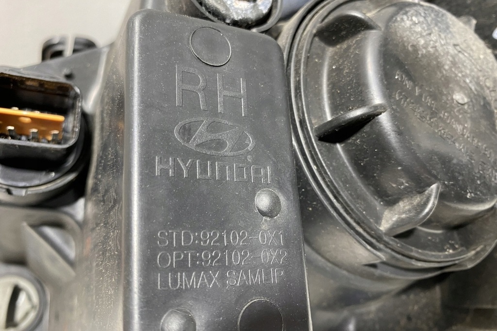 фото №11, Лампа правая передняя hyundai i10 pa 921020x1 1.1l бензиновый 51kw 2012