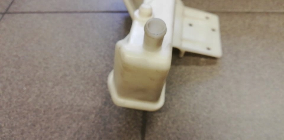 фото №5, Peugeot 605 3.0 бачок бак усилителя