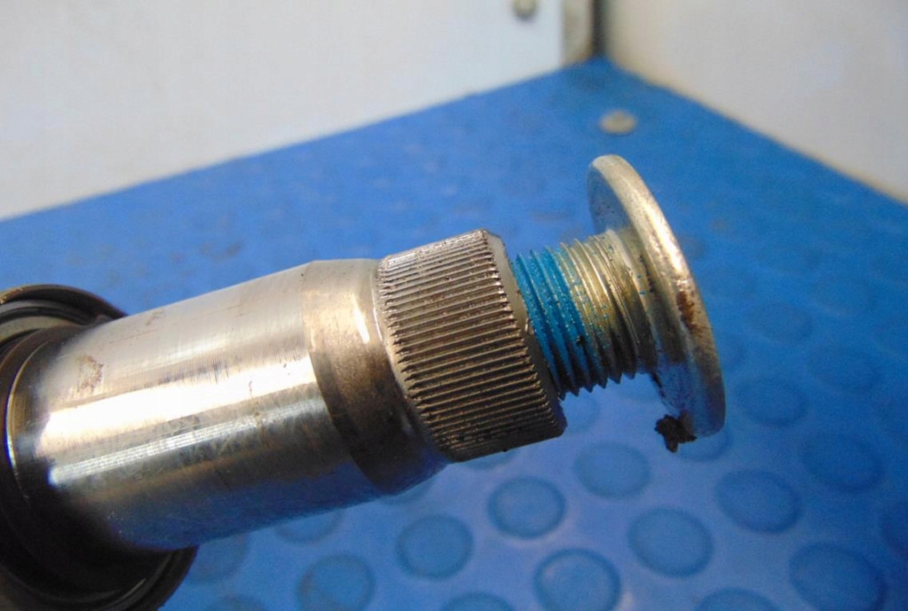 фото №8, Audi a4 b8 1.8 tfsi колонка кермова 8k0419506