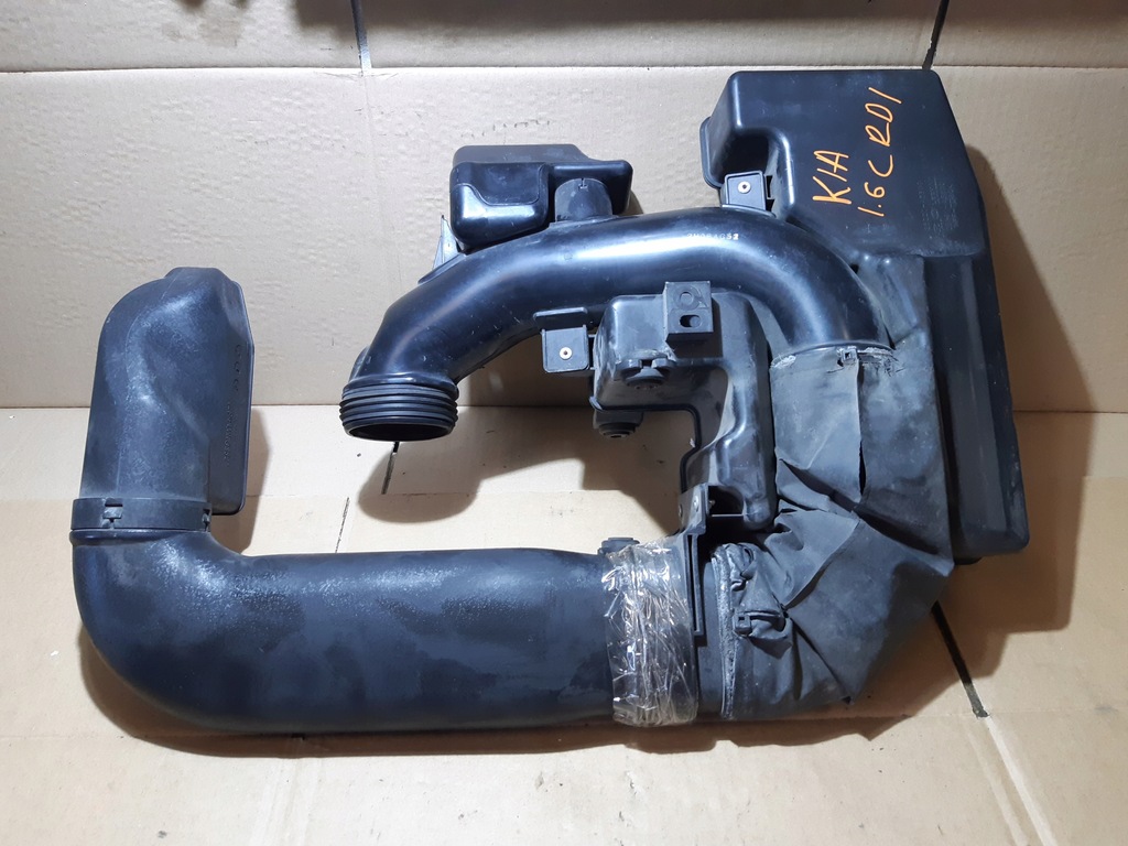 фото №1, Kia ceed ii 1.6 crdi резонатор труба воздуха 28210-a5820