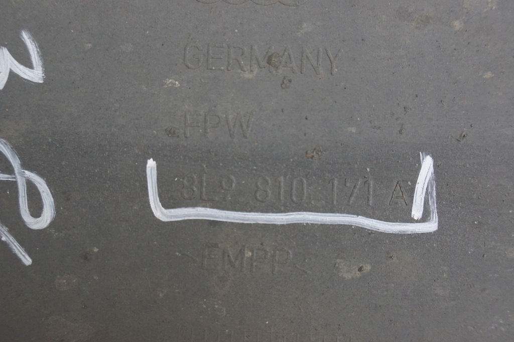 фото №7, Подкрылок левый задняя audi s3 8l 8l9810171a