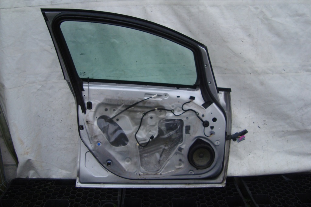 фото №10, Дверь левый перед z176 opel astra j 09-15
