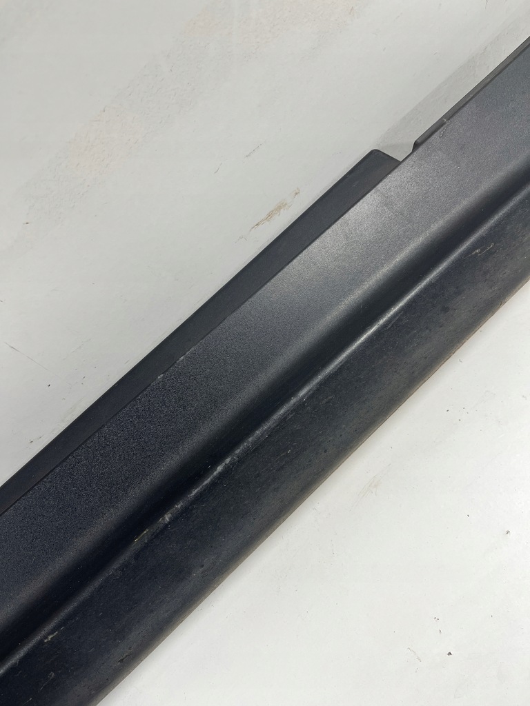 фото №7, Alfa romeo stelvio молдинг накладка порог порог правая