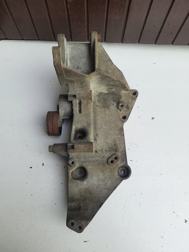 фото №1, Кронштейн генератора renault laguna ii 8200183234