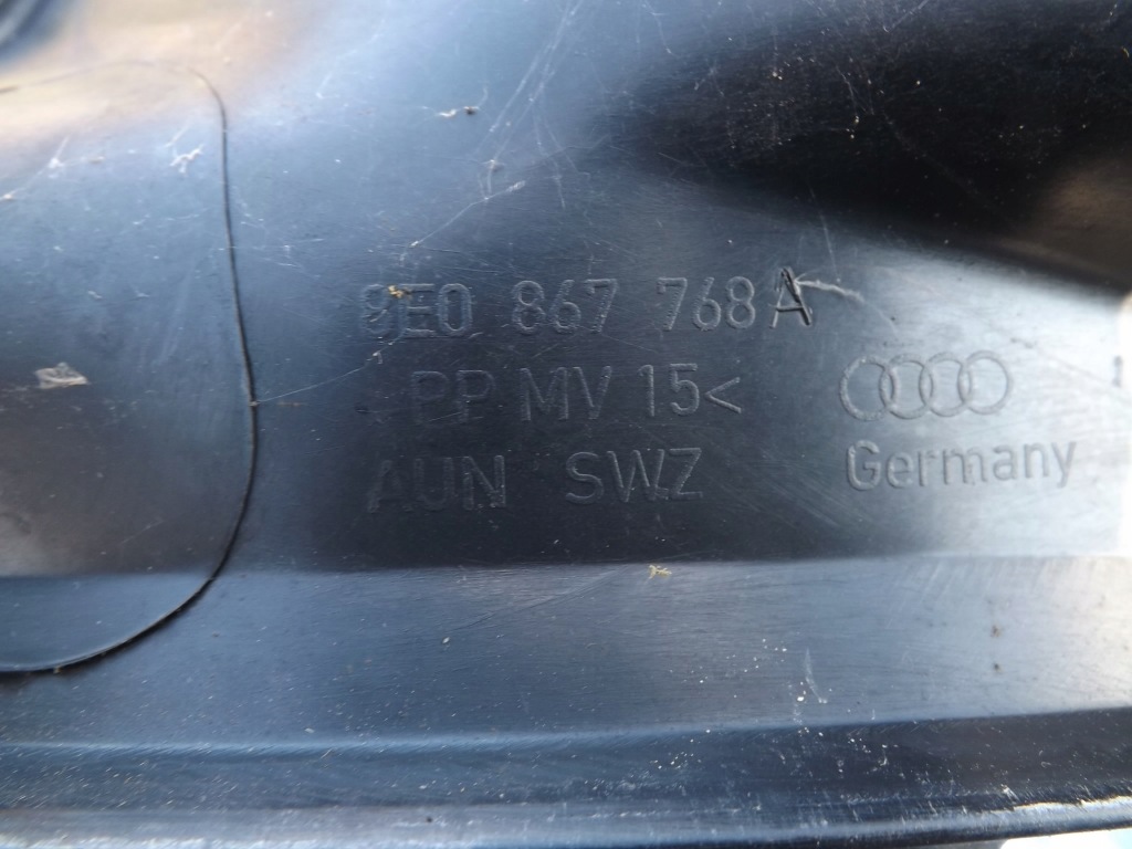 Audi a4 b6 b7 универсал накладка  накладка защита порога  задний задняя левая правая с Разборки