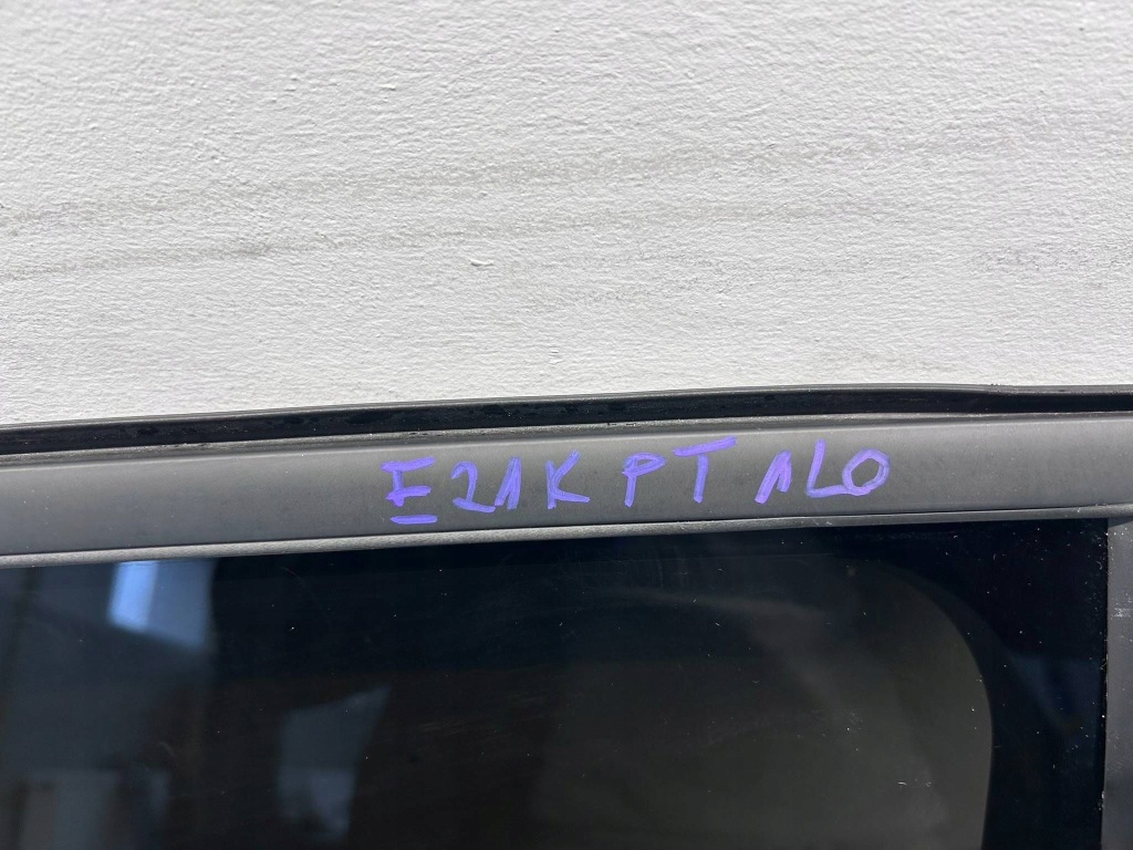 фото №9, Corolla e21 kombi двері задні праве правий задня повний 1l0