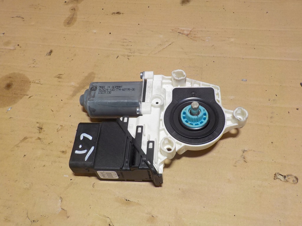 фото №4, Vw tiguan моторчик стекло левый задняя 5n0959703d