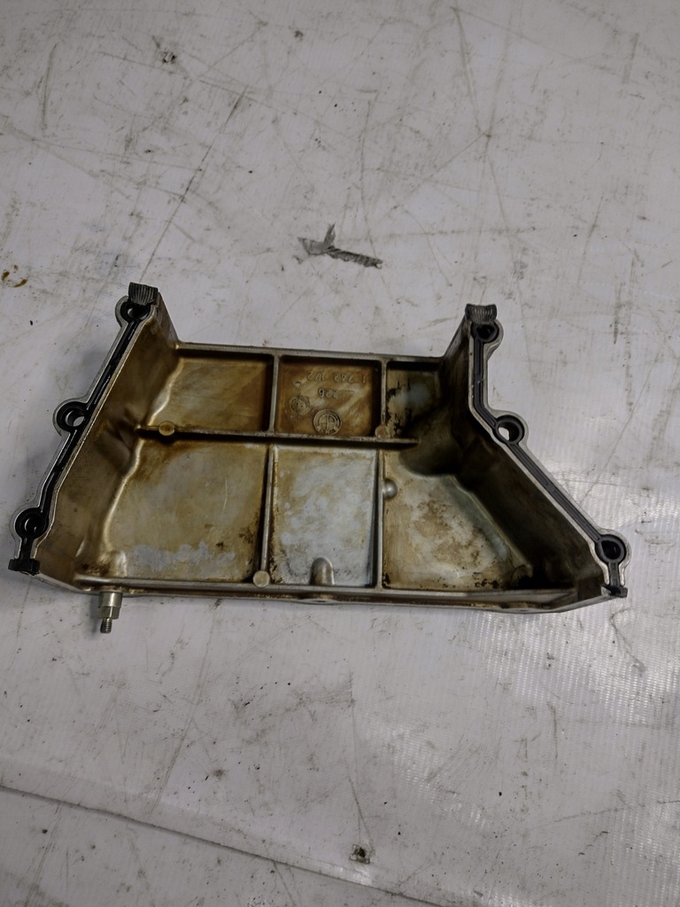 фото №7, Корпус розподільного валу bmw e38 3,5 v8 1742172