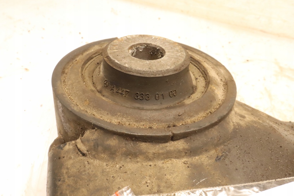 фото №7, Рычаг правый перед mercedes vito w447