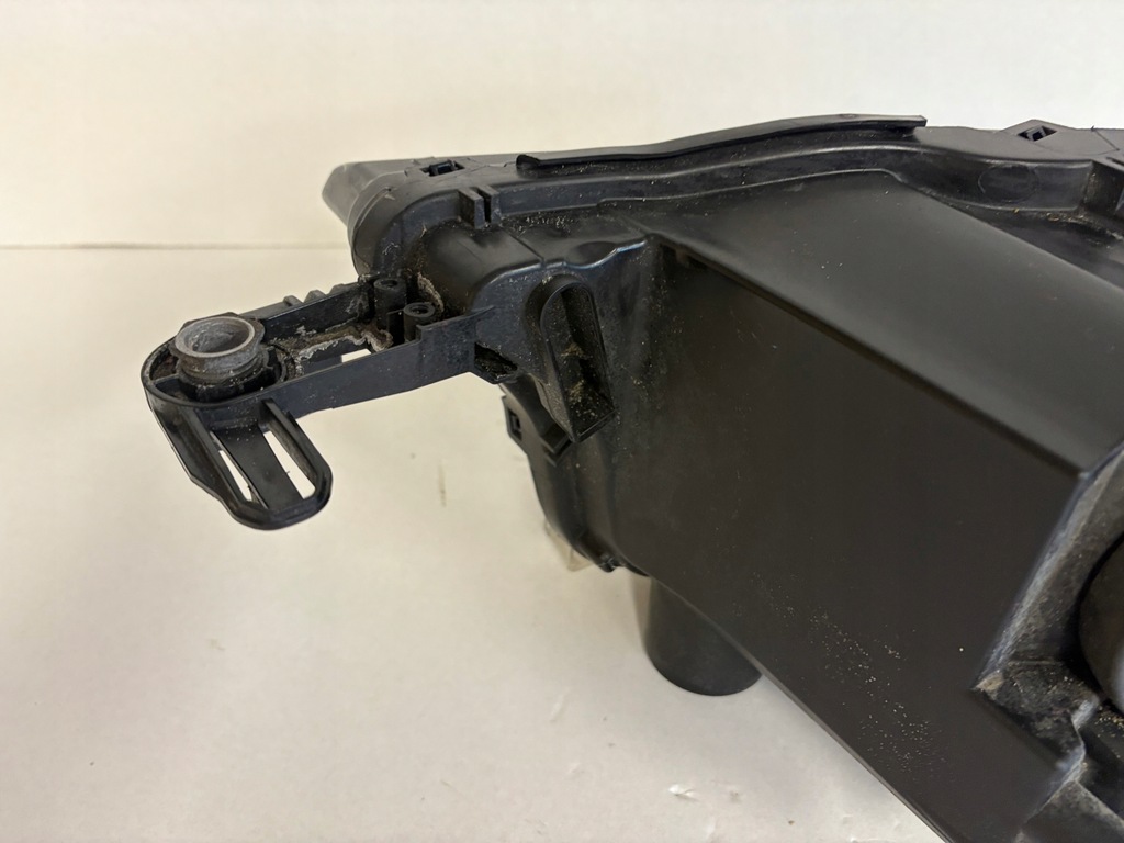 фото №13, Лампа правый перед vw 2ga t-roc 2ga941006b обычная