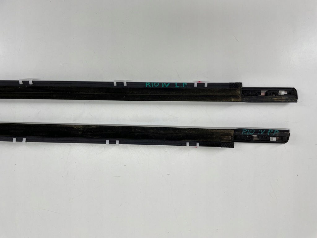 фото №5, Молдинг уплотнитель дверь kia rio iv 2017- правый перед левый перед хром