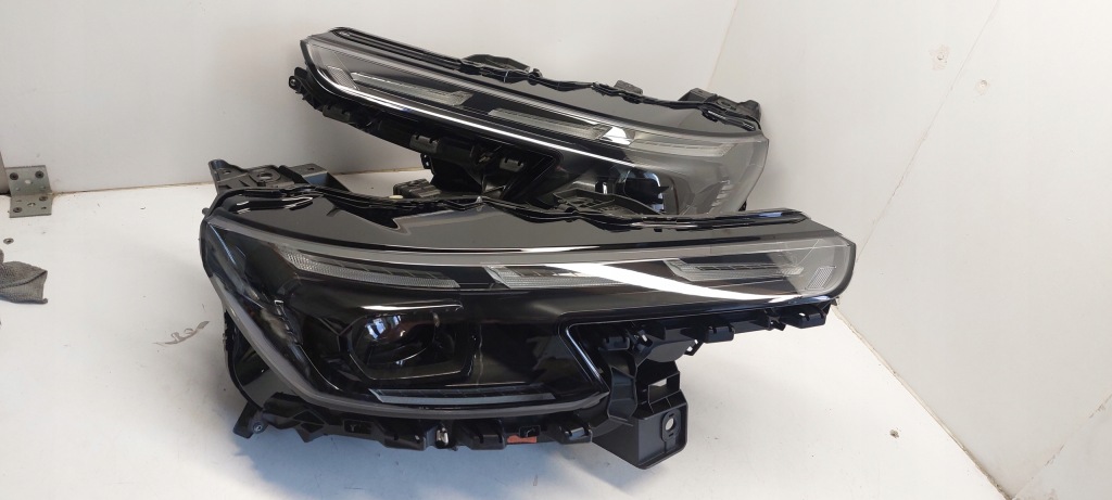 Купить Alfa romeo junior full led high комплект лампа перед 50572572, 50572576