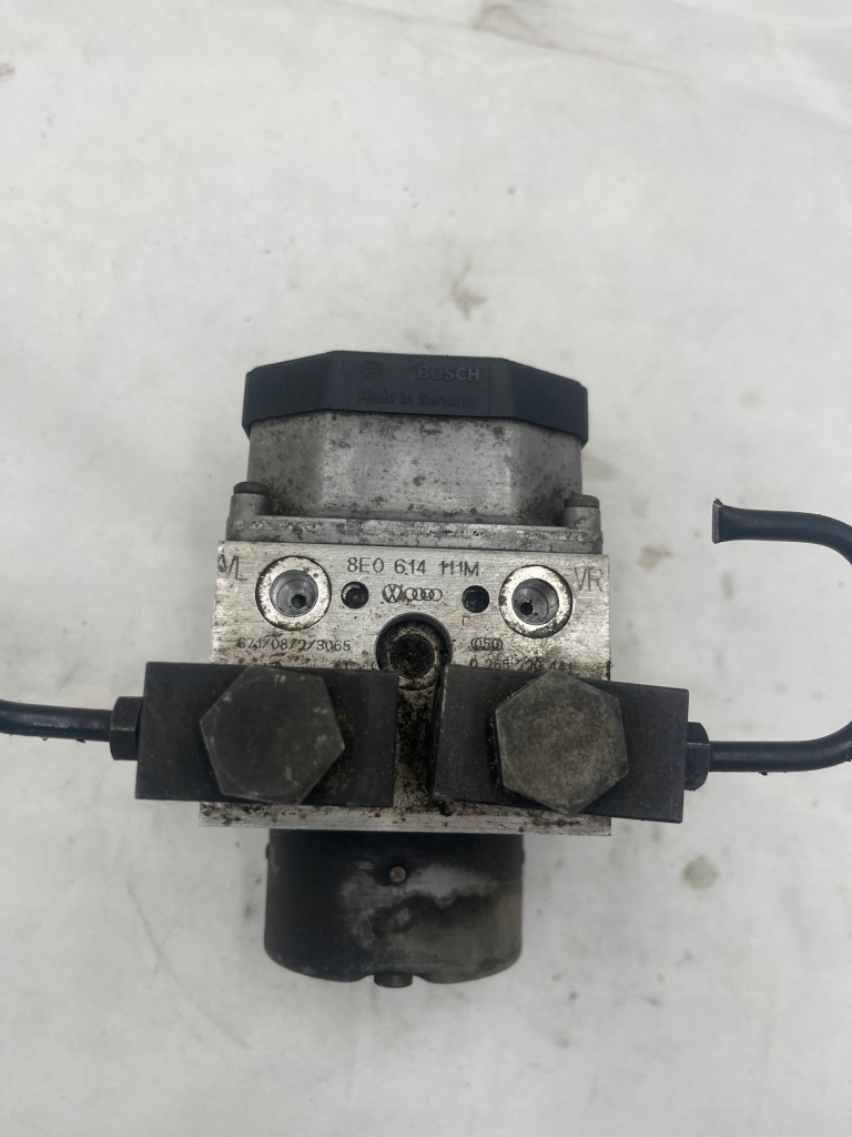 Купити Насос abs vw audi 8e0614111m