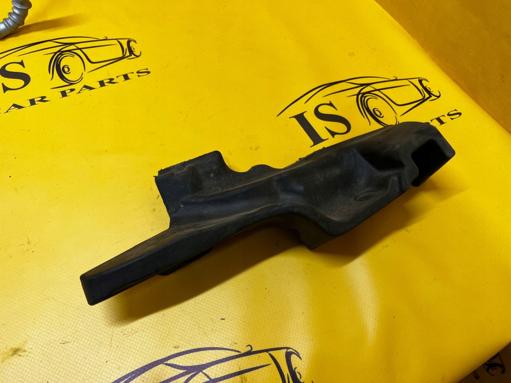 фото №3, Левая губка пена жабо renault megane iv