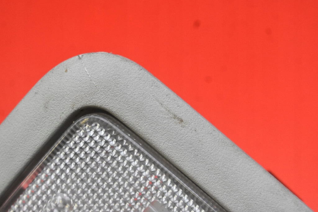 Купить Лампа освещение салона задняя 81250-05030 toyota auris 2 2 рестайлинг  15-18