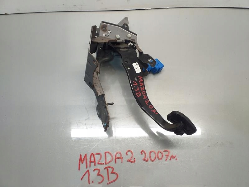 фото №1, Педаль тормоза mazda 2