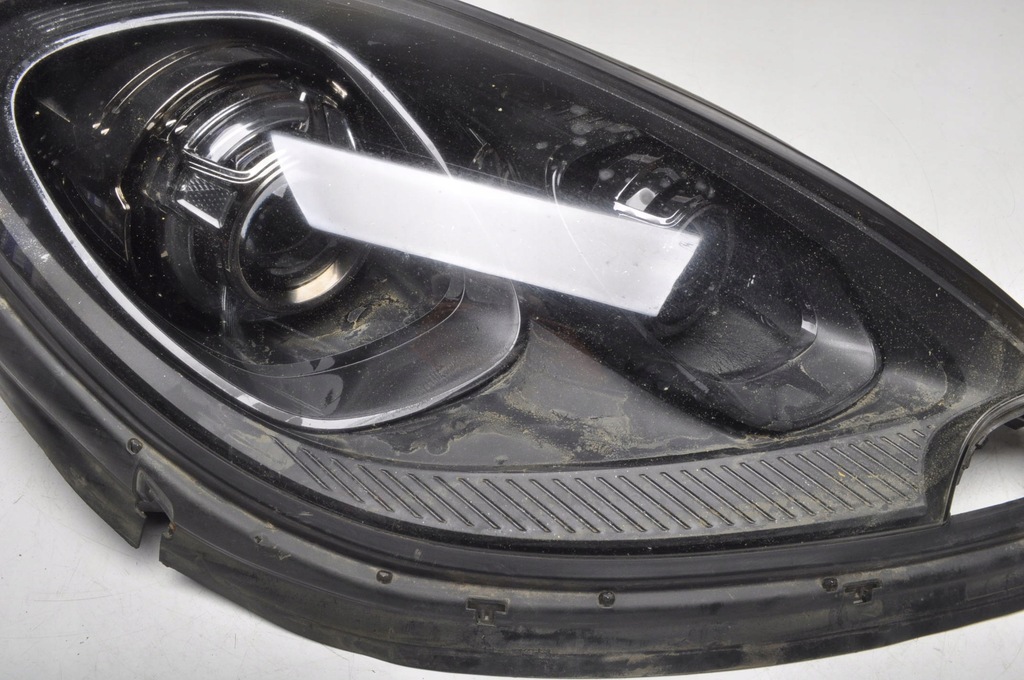 фото №11, Porsche macan лампа права передня anglik czytaj опис!