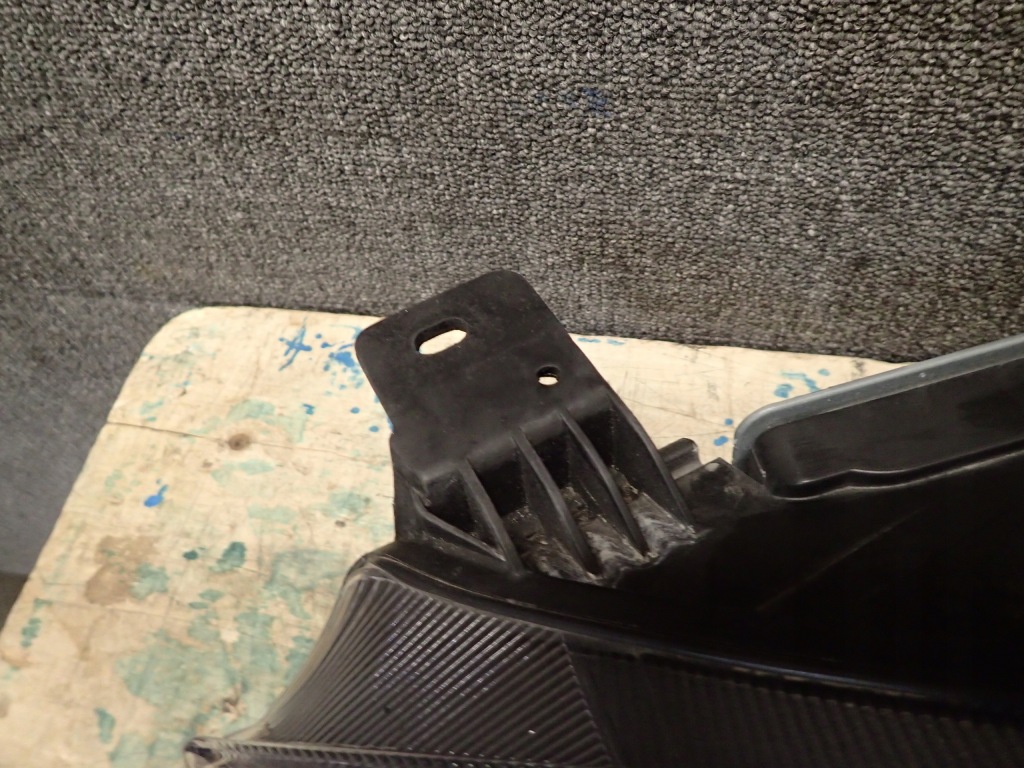 Ford оригінальний номер jx7b-15e015-ce Доставка