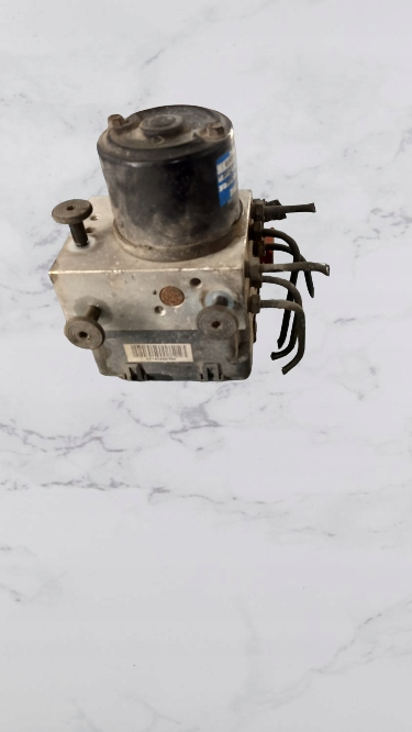 фото №1, Насос abs hyundai santa fe 04r