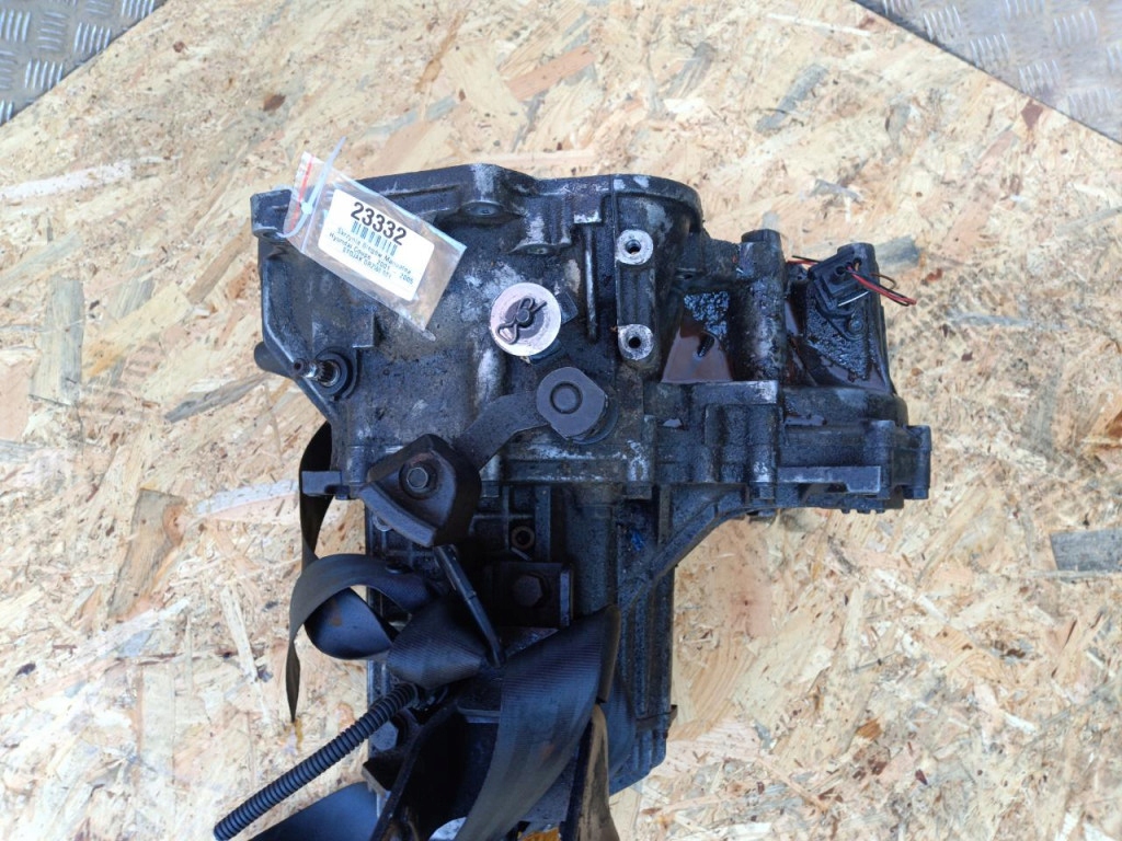 фото №7, Hyundai coupe ii 2.0 16v коробка передач передач механическая j21873