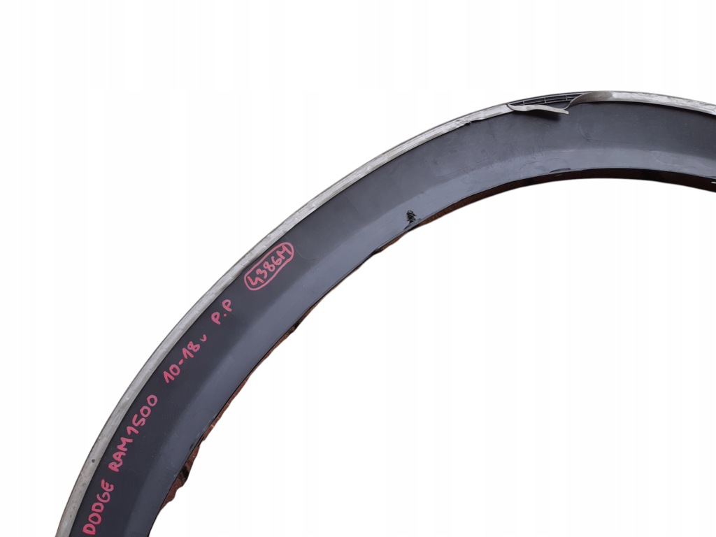 Молдинг крила праві перед dodge ram 1500 10-18 1td26trmaa Київ