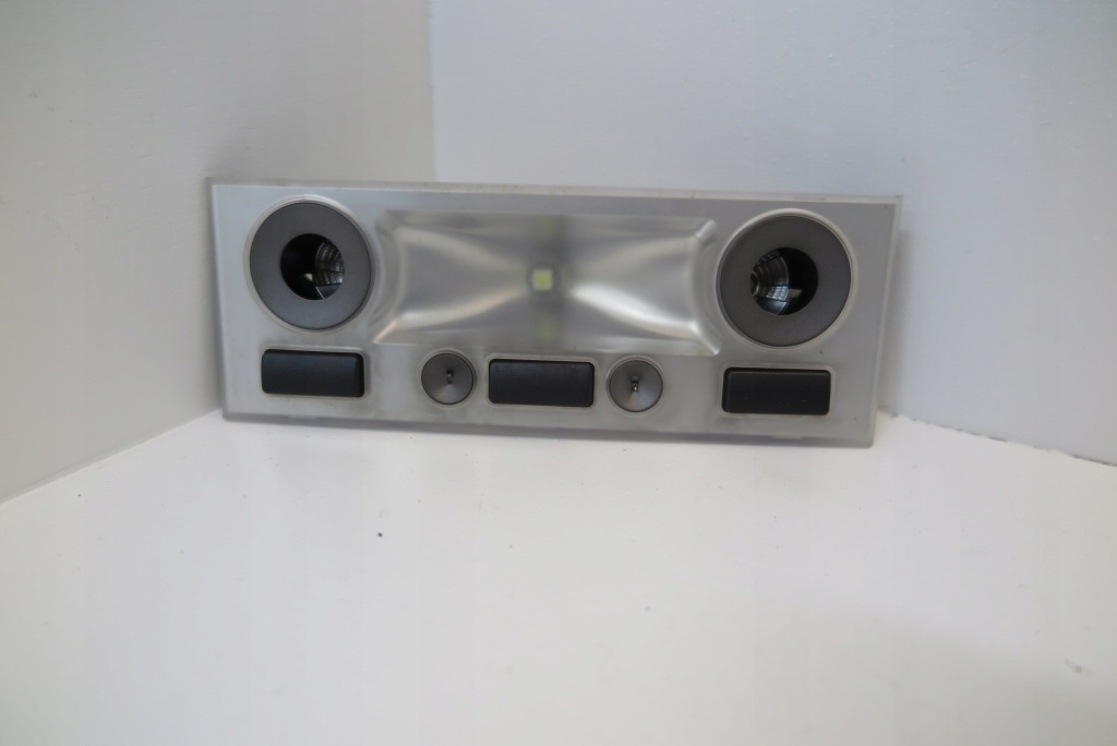 фото №1, Лампа потолочный задняя bmw e65 8379701