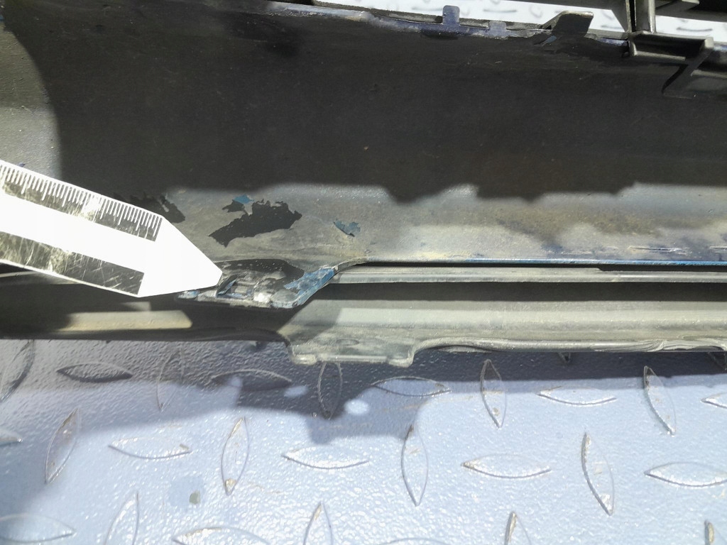 фото №12, Toyota prius ii 03- бампер перед передній 8m6