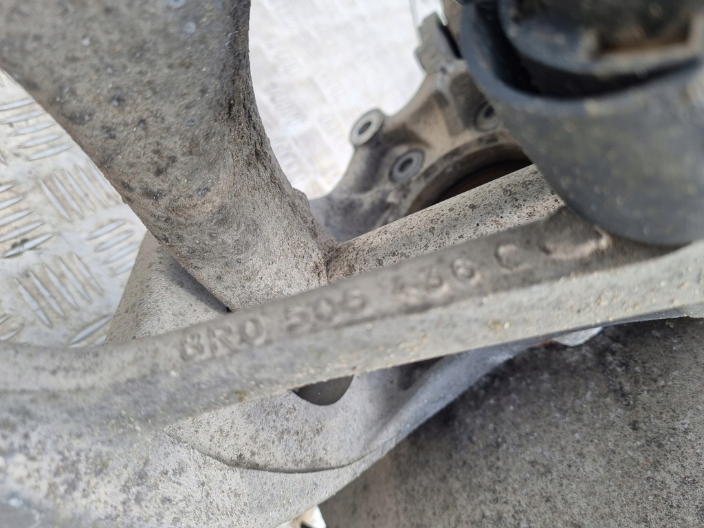 фото №9, Audi q5 поворотний кулак ступиця амортизатор права задня