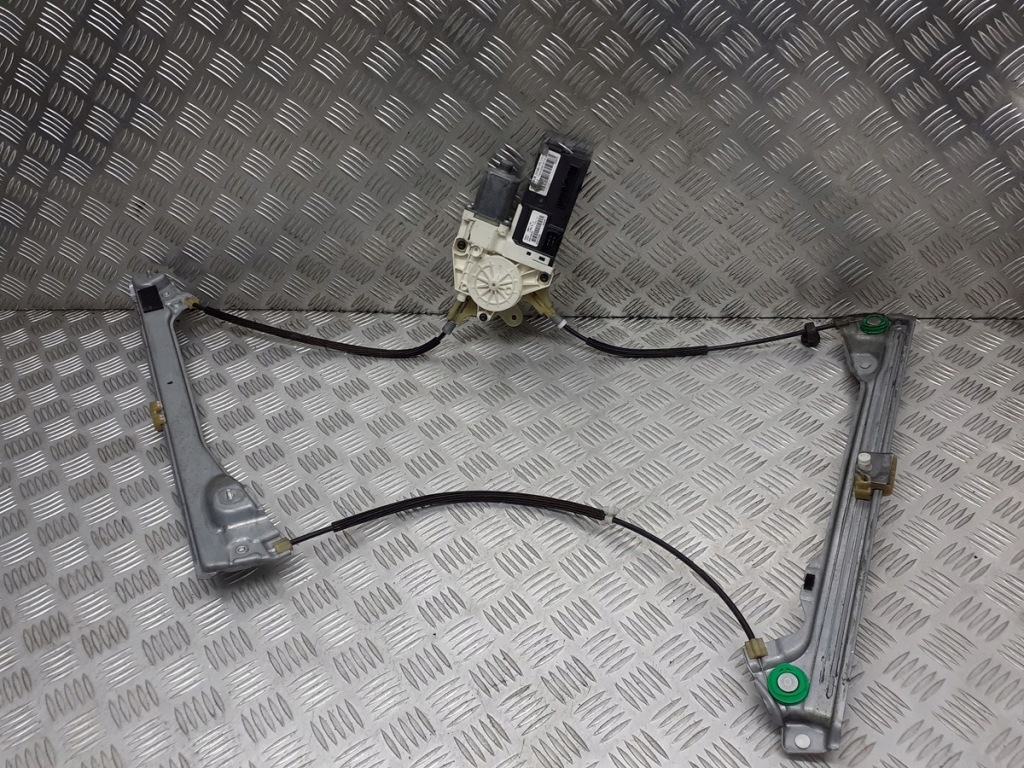 фото №1, Моторчик подъемника стекло дверь renault оригинальный номер 807310002r