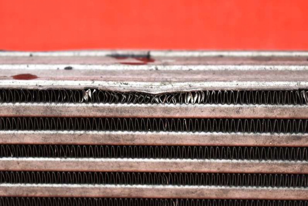 Радиатор интеркулер 144960006r renault megane 3 3 1.5 dci 85 km 08-14 в Украине