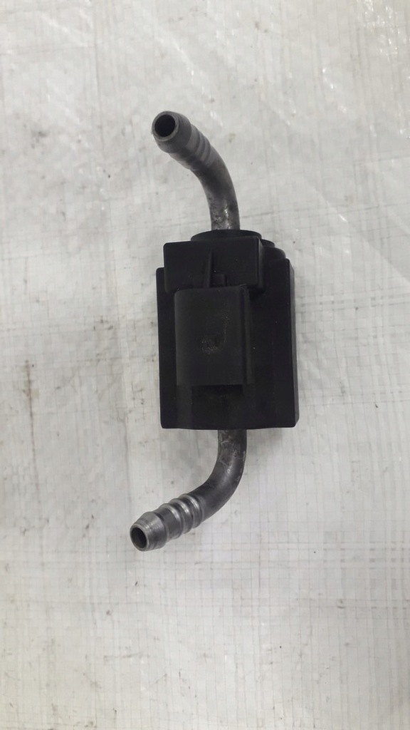 фото №15, Клапан odcięcia топлива vw golf 1.6 fsi 036906519a