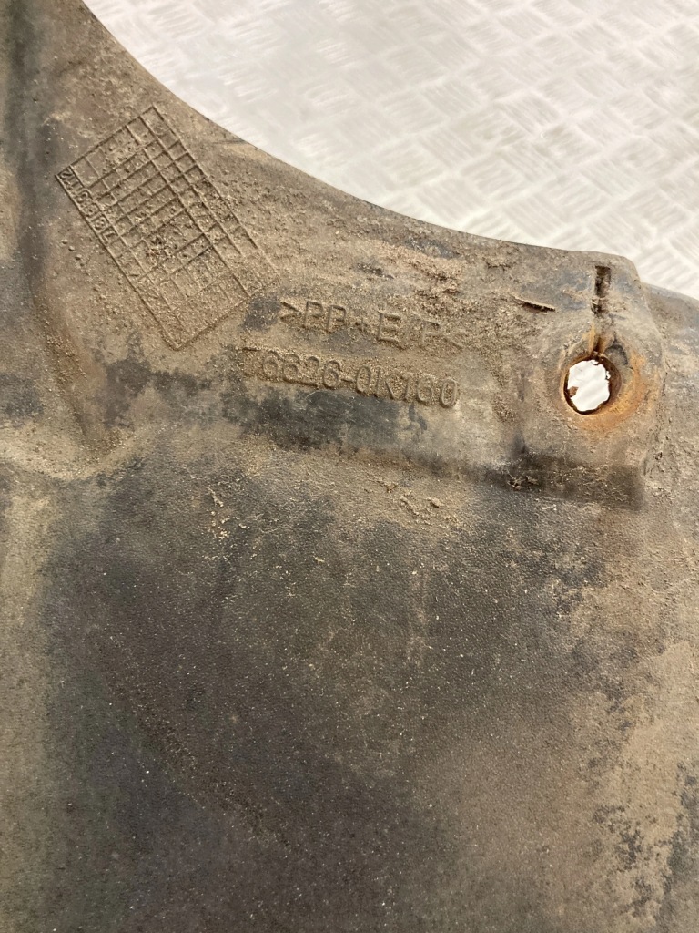 фото №2, Бризковик лівий задня toyota hilux vii 05-15