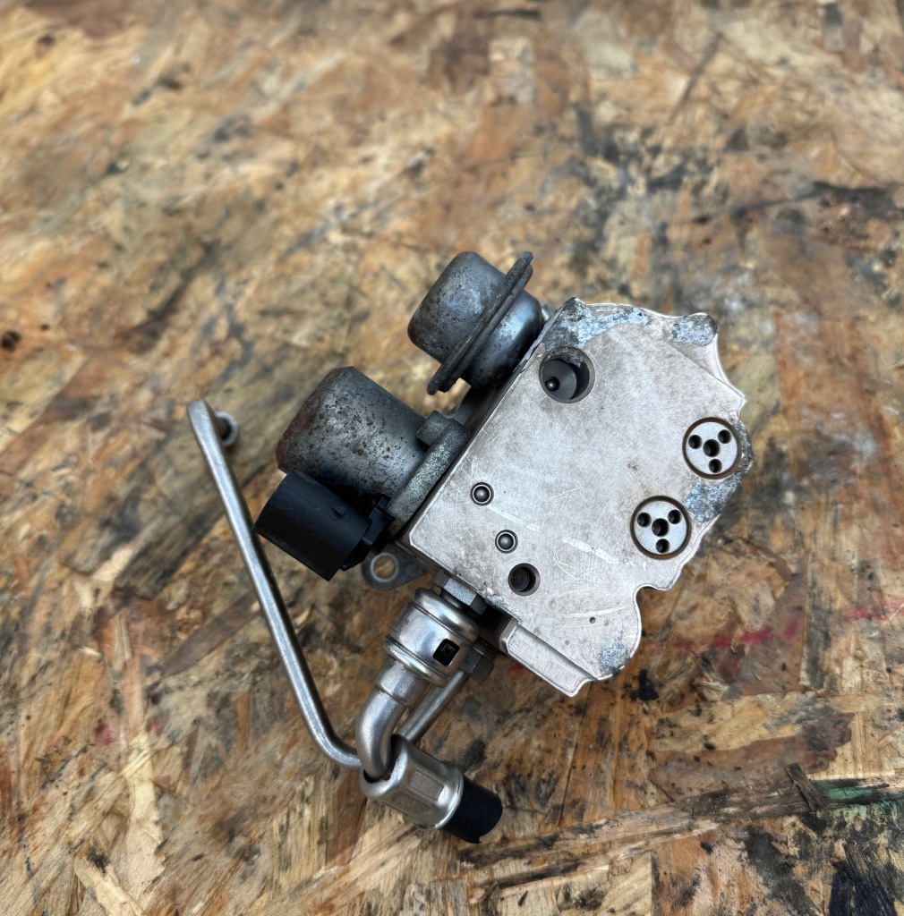 Насос wysokiego давления mini s r55 r56 r57 r58 7588879 Доставка