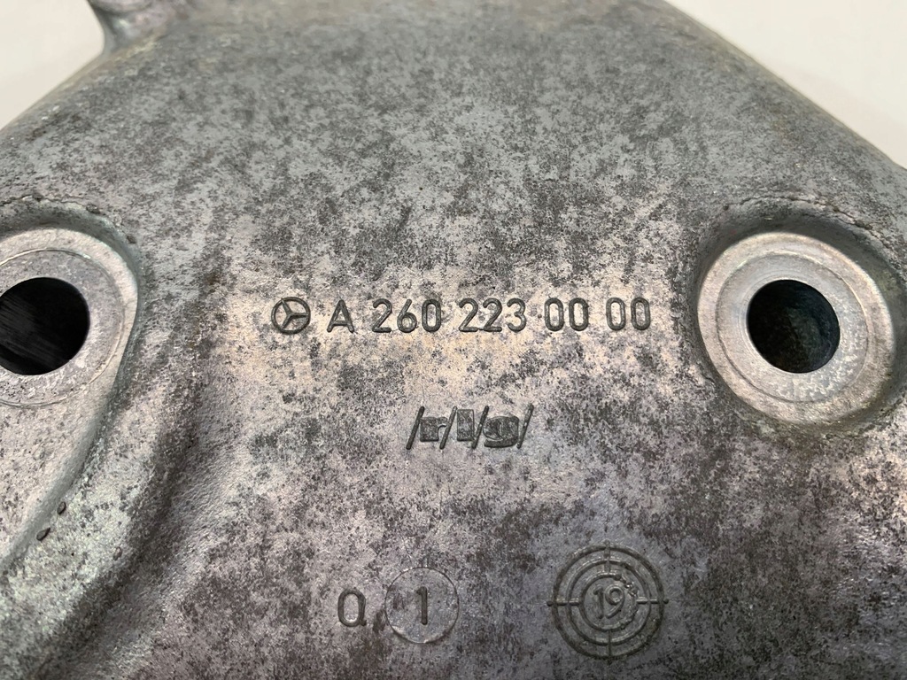 фото №6, Mercedes a35 w177 кронштейн кронштейн піввісь двигуна a2602230000