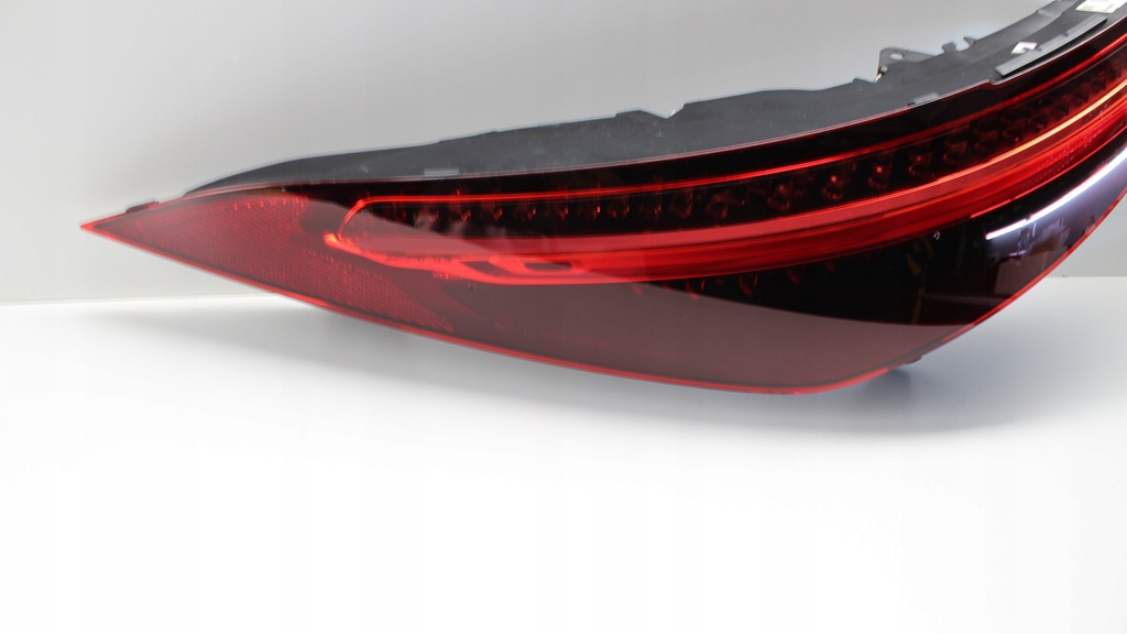 фото №13, Mercedes sl r232 amg - лампа задняя левая led 2022+