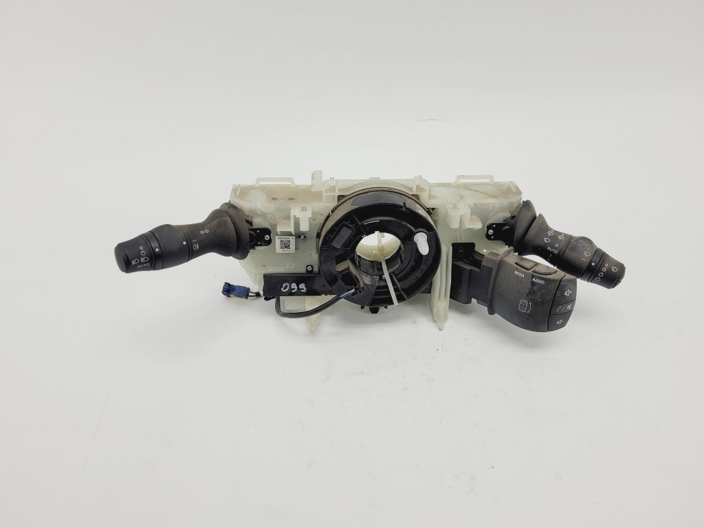 фото №1, Переключатель комбинированный kombajn renault zoe 2013- 255673247r