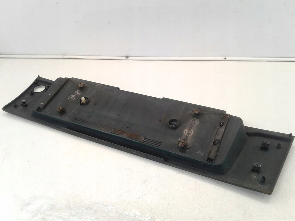 фото №5, Накладка крышки 4a9853465c lz6u audi a6 c4