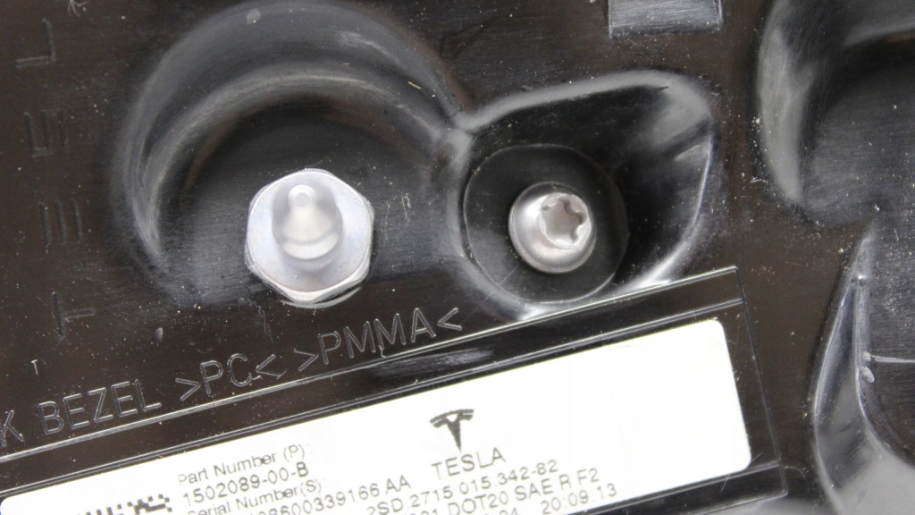 Tesla 3/y рестайлинг  - фара задняя правый  led 2021+ с Разборки