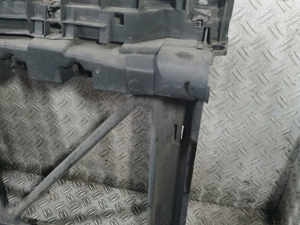 Ремень перед, усилитель передний citroen c3 963808698 1.4 8v с Разборки