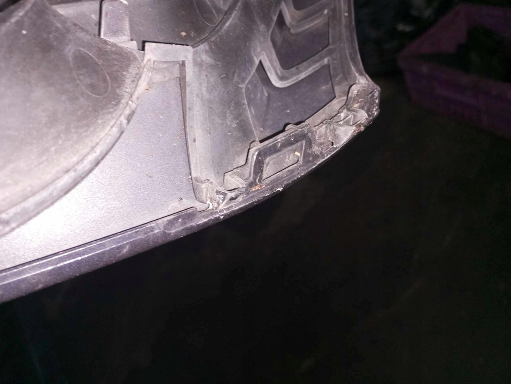 фото №7, Решітка радіатора решітка радіатора vw golf v+ plus 2005-2009 5m0853655 lc9z