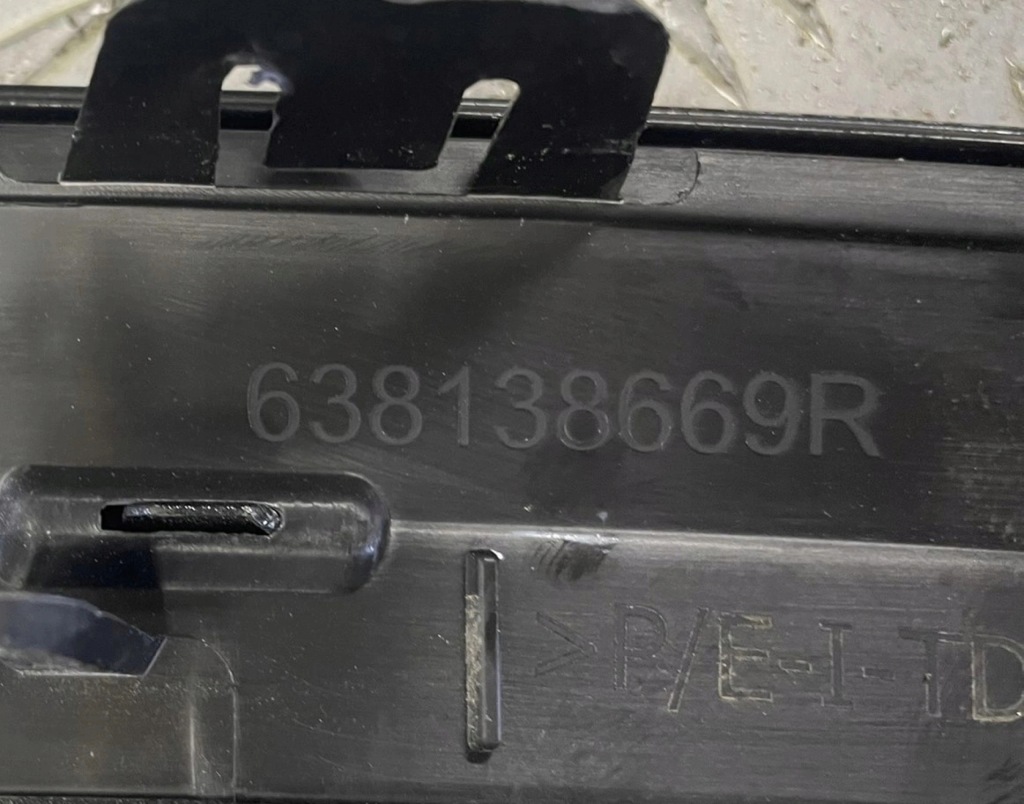 Молдинг крыла левый перед renault austral 638138669r с Разборки