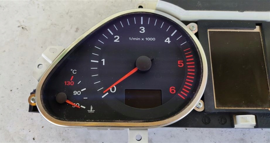 фото №4, Лічильник прилади спідометр audi a6 c6 183k km