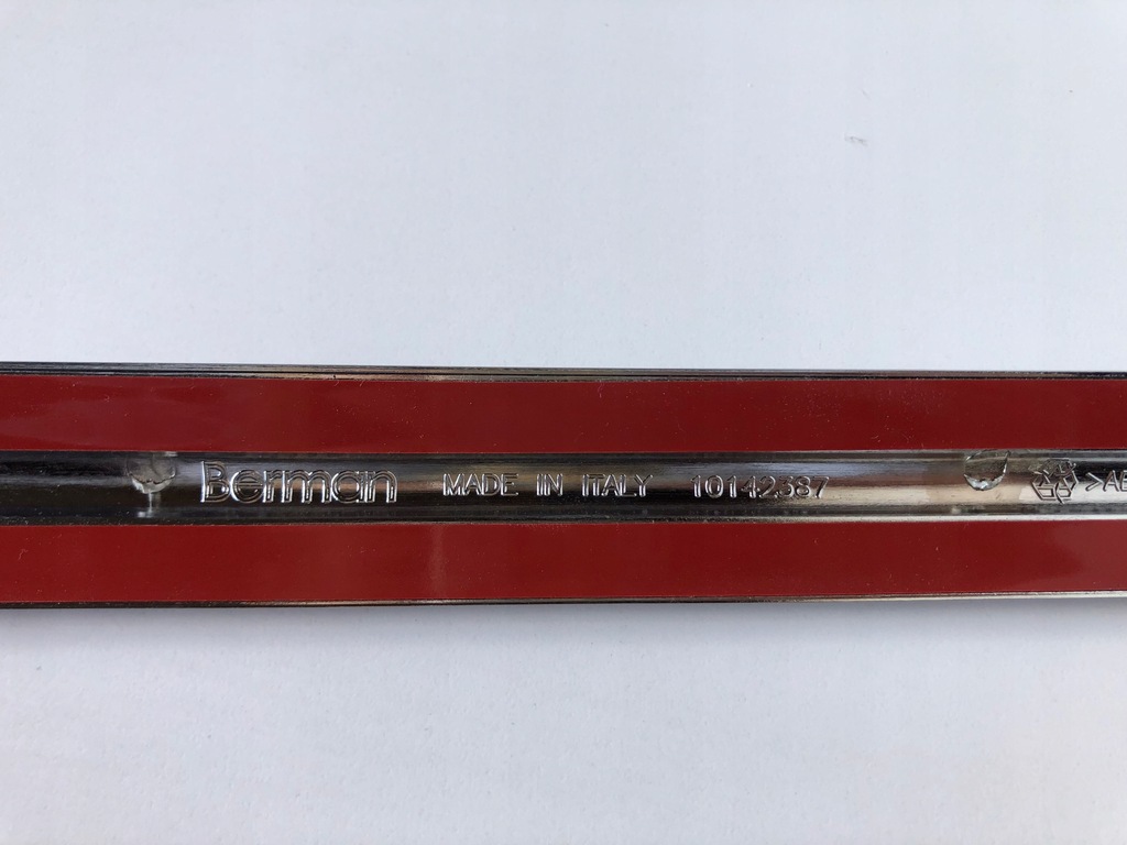 фото №6, Молдинг крышки хром toyota avensis yaris ii 03-11