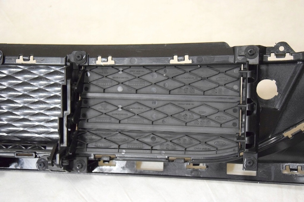 фото №12, Ford mustang mach-e 20-r. воздуховод воздуха жалюзи бампер