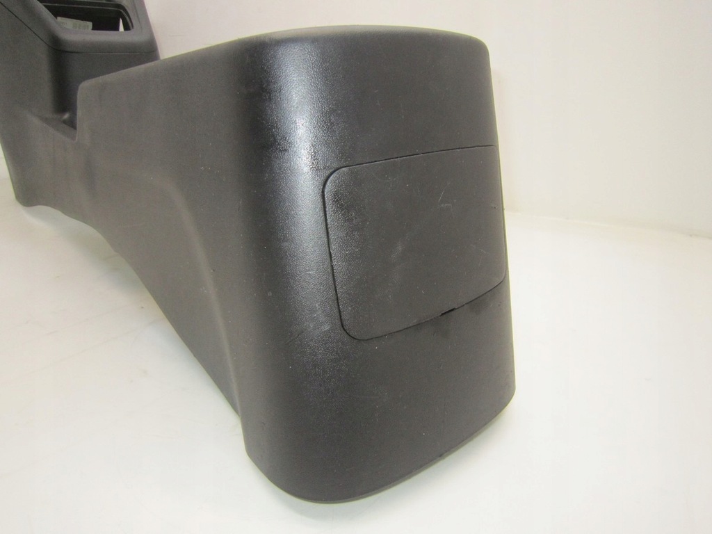 фото №10, Hyundai ix20 туннель средний вход usb