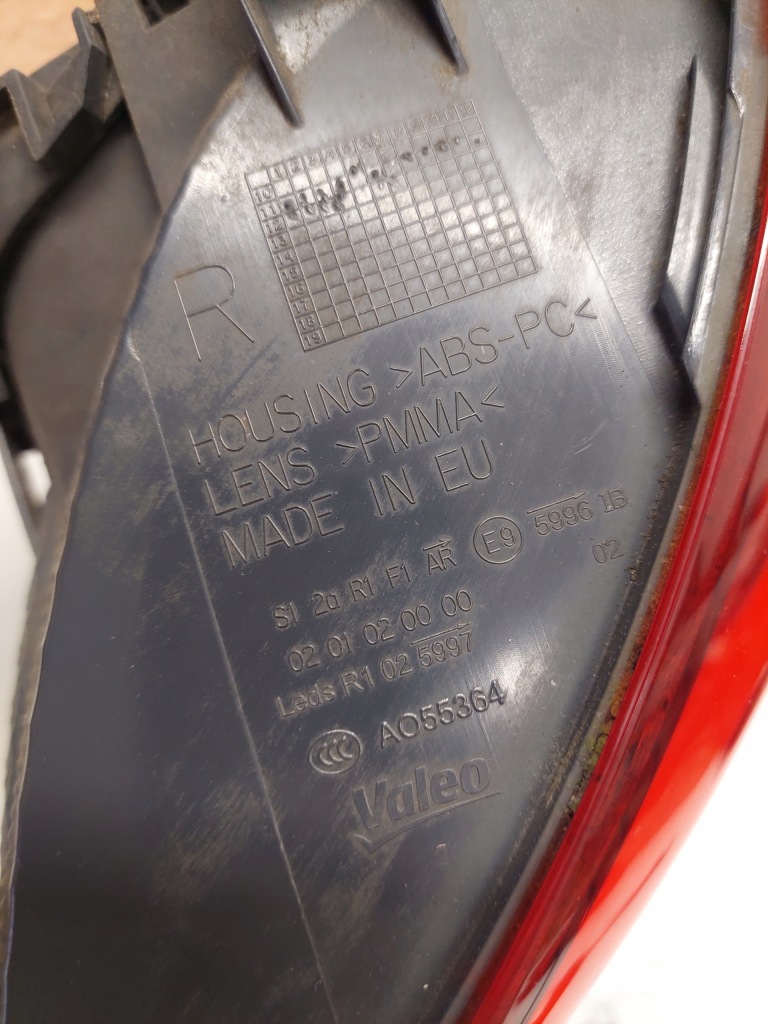 фото №6, Лампа правая задняя bmw f20 valeo