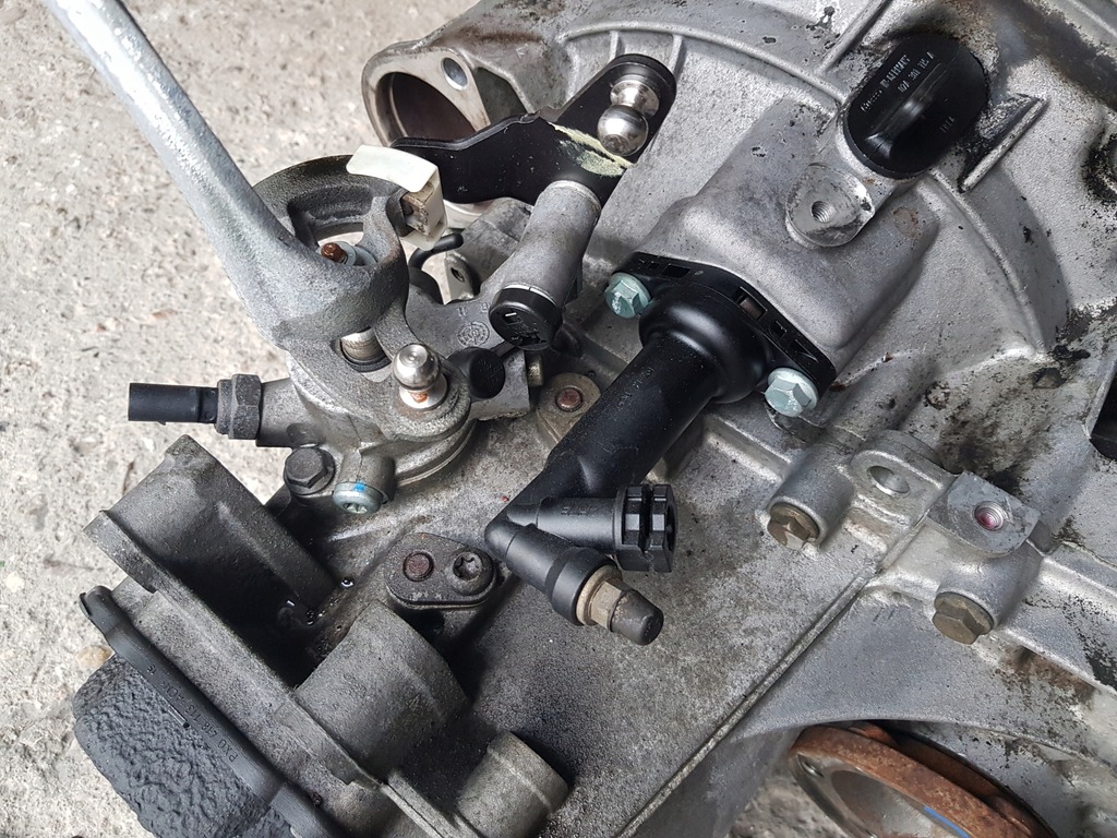 фото №9, Коробка передач передач ewq / audi a2 1.4 tdi amf 75km / 5 передач механическая коробка передач / исправна