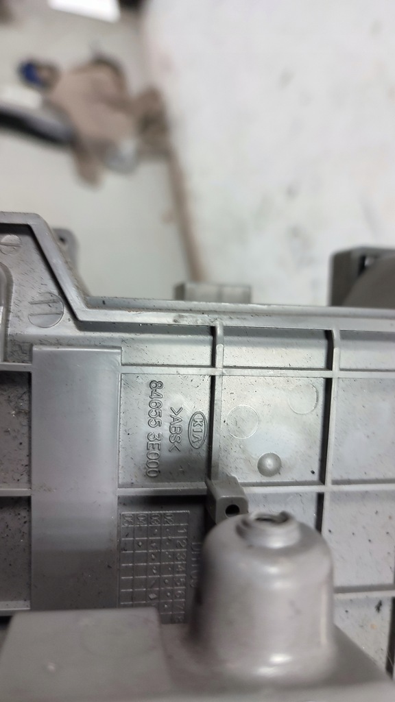 фото №4, Кронштейн na чашка kia sorento i