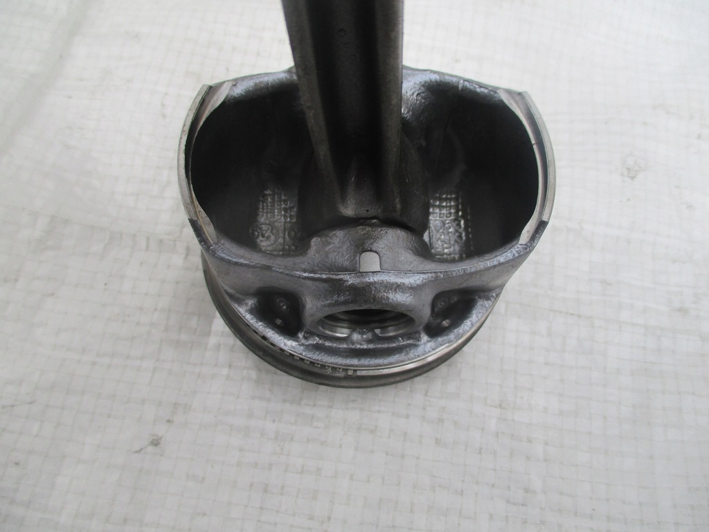 фото №8, Поршень jaguar xe xf f-pace range land rover evoque velar sport discovery 2.0